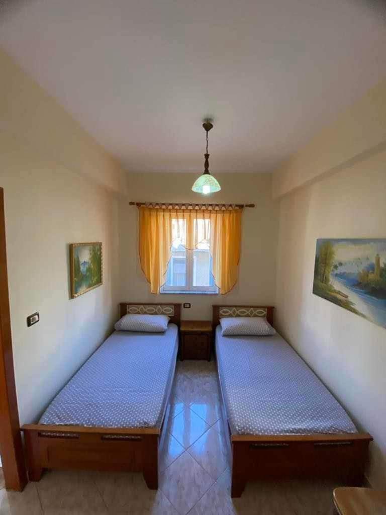 Koli Apartaments Sarandë Exteriör bild